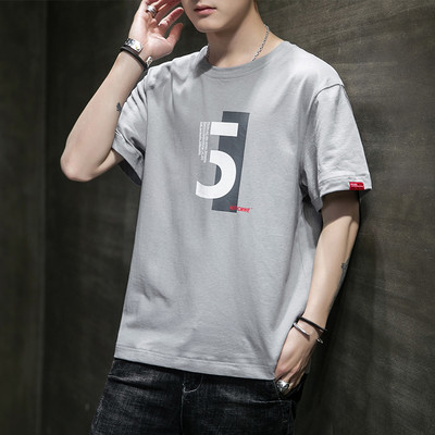 Casual ανδρικό μπλουζάκι με κοντά μανίκια, επιγραφές και εφαρμογές