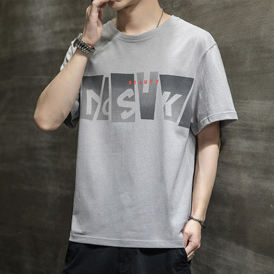 Casual ανδρικό μπλουζάκι με κοντά μανίκια, επιγραφές και εφαρμογές