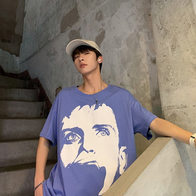 Μπλουζάκι φαρδύ ανδρικό με κοντά μανίκια και απλικέ