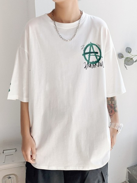 Meeste t-särk aplikatsiooniga seljal - mitu mudelit