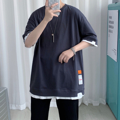 Φαρδύ μοντέλο ανδρικό μπλουζάκι με έμβλημα