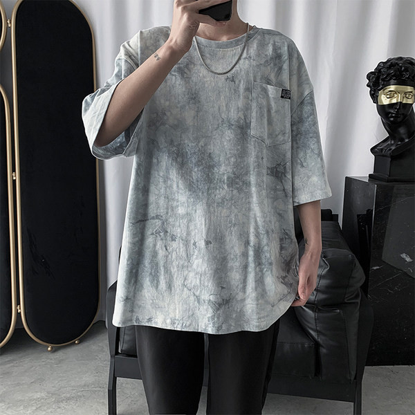 Suvine lai sillerdavates toonides T-särk meestele