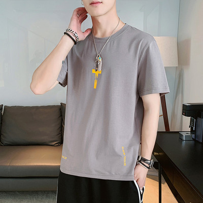 Ανδρικό μπλουζάκι με κοντά μανίκια σε διάφορα μοντέλα