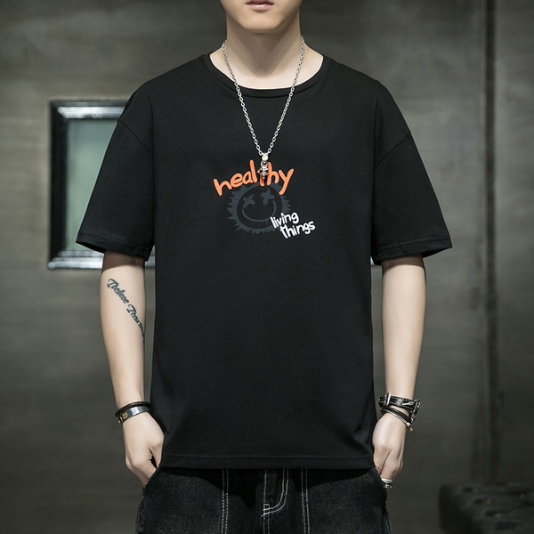 Mitmes värvitoonis vabaaja meeste lühikeste varrukatega T-särk