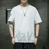 Uue mudeli lai ovaalse kaelusega meeste T-särk