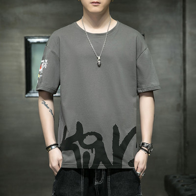 Uue mudeli lai ovaalse kaelusega meeste T-särk