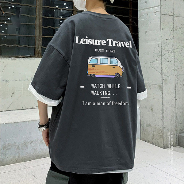 Lai trükise ja lühikeste varrukatega T-särk