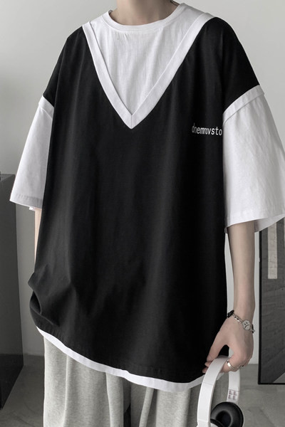 Ανδρικό μπλουζάκι με οβάλ λαιμόκοψη και 3/4 μανίκια