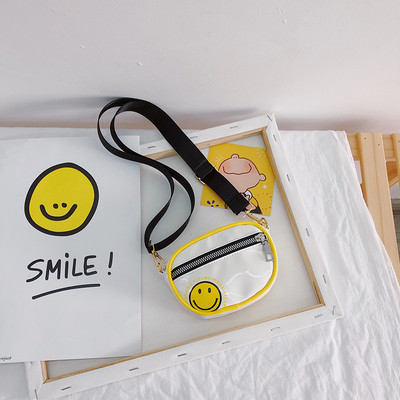 Κομψή παιδική μικρή τσάντα με φερμουάρ