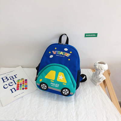 Moderan dječji ruksak s aplikacijom za dječake