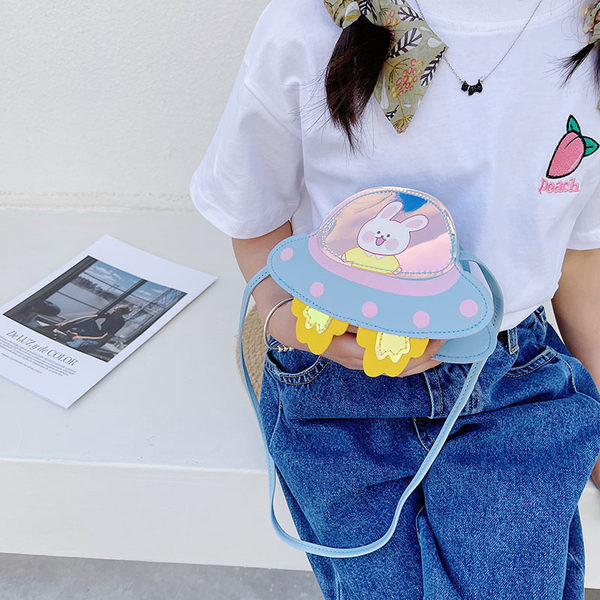 Μοντέρνα παιδική τσάντα με μακριά λαβή για κορίτσια