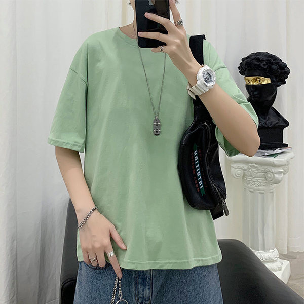 Puuvillane ühevärviline T-särk tavaline mudel