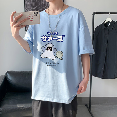 Ανδρικό μπλουζάκι με απλικέ και οβάλ λαιμόκοψη σε τέσσερα χρώματα