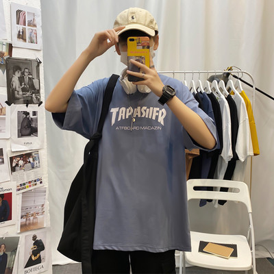 Suvine kirjadega T-särk meestele