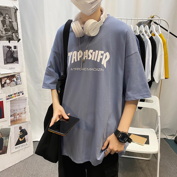 Suvine kirjadega T-särk meestele