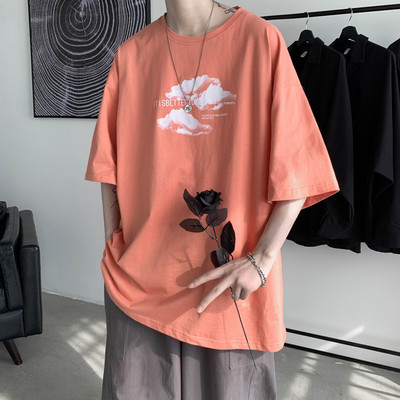 Lai ümara kaelusega ja 3/4 varrukatega T-särk