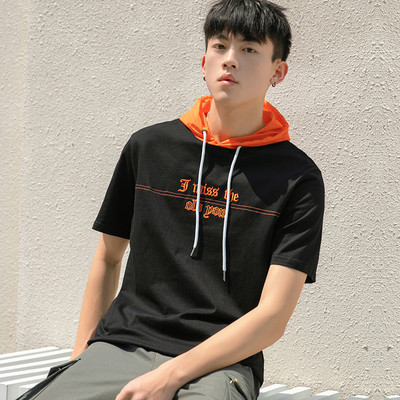 Juhuslik meeste pluus kapuutsiga ja lühikeste varrukatega