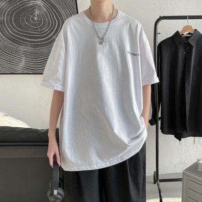 Lühikeste varrukatega avar meeste T-särk