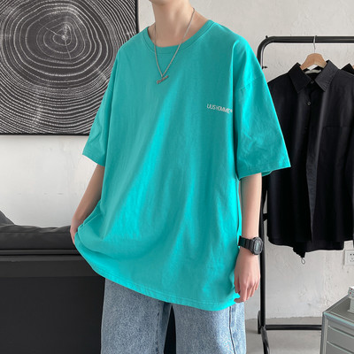 Lühikeste varrukatega avar meeste T-särk