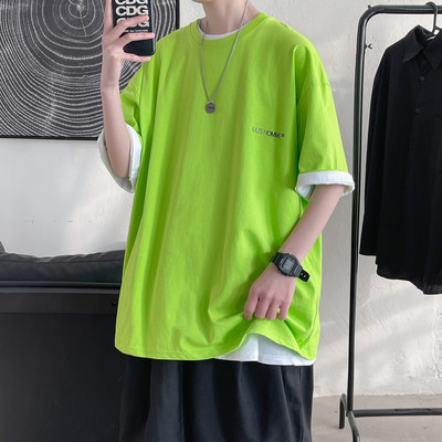 Lühikeste varrukatega avar meeste T-särk