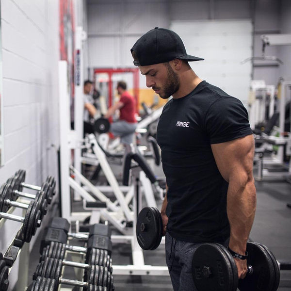 Meeste pealdisega spordit-särk