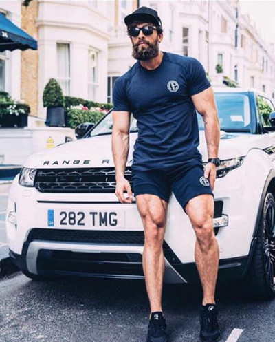 Ανδρικό αθλητικό μπλουζάκι από αναπνεύσιμο ύφασμα