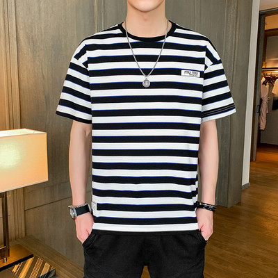 Meeste triibuline T-särk ovaalse kaelusega ja 3/4 varrukatega