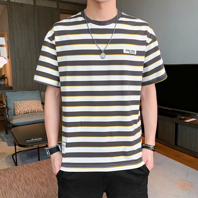 Meeste triibuline T-särk ovaalse kaelusega ja 3/4 varrukatega