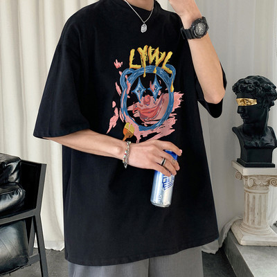 Ανδρικό φαρδύ μπλουζάκι με διάφορες εφαρμογές και 3/4 μανίκια