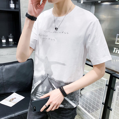 Ανδρικό καλοκαιρινό μπλουζάκι με απλικέ και κοντά μανίκια