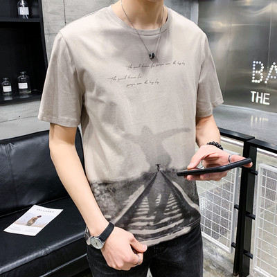 Ανδρικό καλοκαιρινό μπλουζάκι με απλικέ και κοντά μανίκια