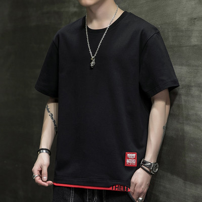 Vabaaja meeste lühikeste varrukate ja aplikatsiooniga T-särk - mitu mudelit