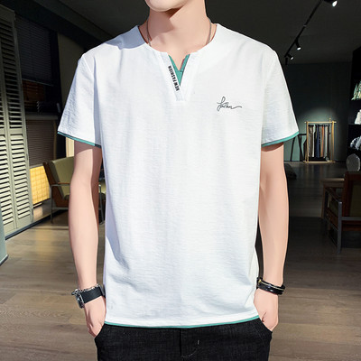 Stiilne meeste lühikeste varrukate ja V-kaelusega T-särk