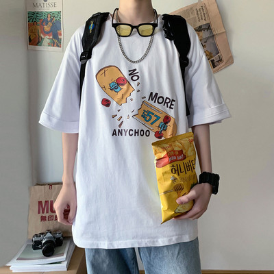 Широка тениска с апликация и къс ръкав