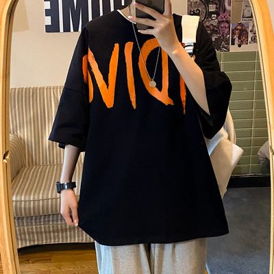 Casual T-särk kirjaga ja 3/4 varrukatega mudeliga