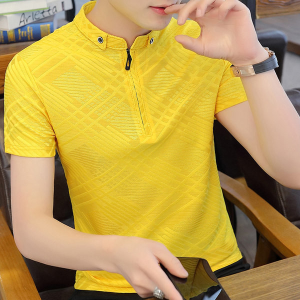 Elegantna muška majica s kratkim rukavima i patentnim zatvaračem