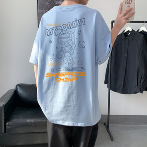 Φαρδύ μοντέλο μπλουζάκι με μανίκια 3/4 - για άντρες