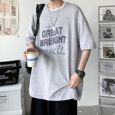 Casual T-särk kirjade ja lühikeste varrukatega - meestele