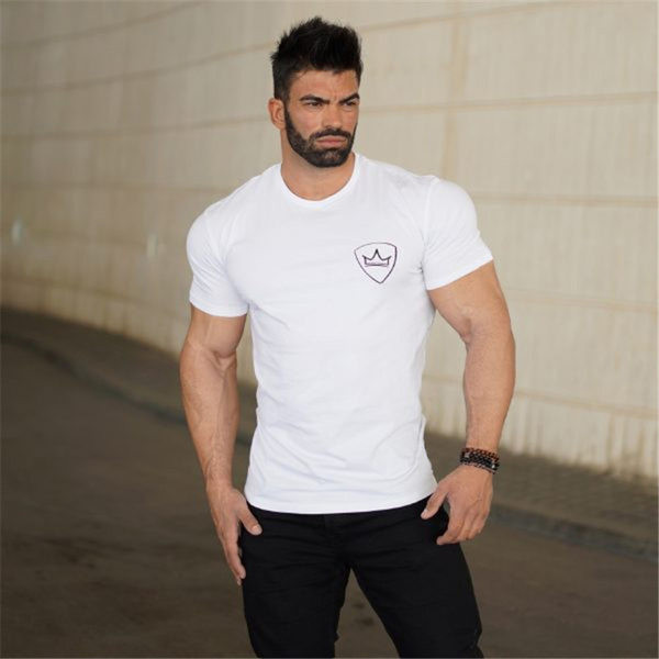 Sportlik puuvillane trükiga T-särk meestele