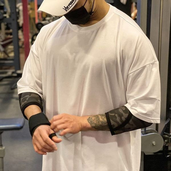 Lai puuvillane t-särk tavaline mudel