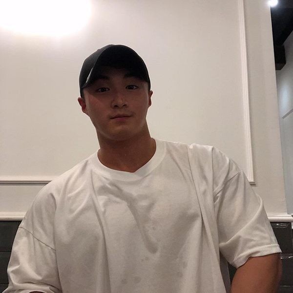 Lai puuvillane t-särk tavaline mudel