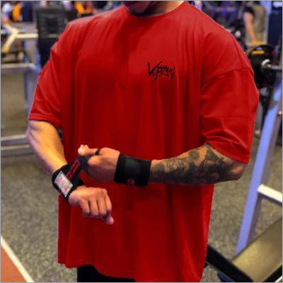 Βαμβακερό μπλουζάκι με επιγραφή για σπορ