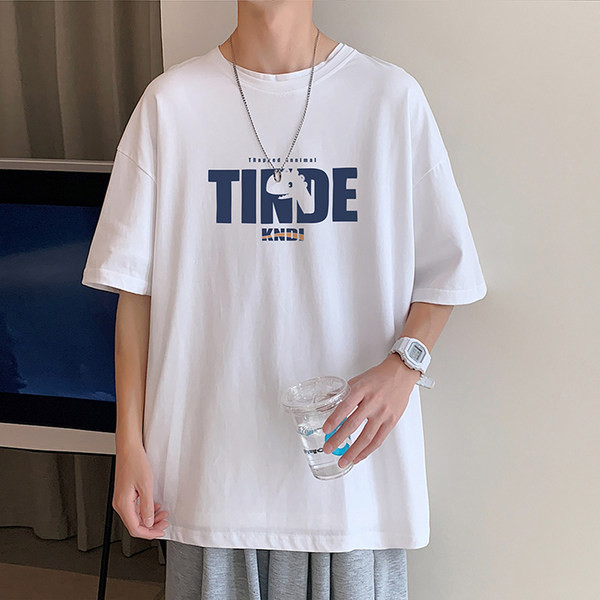 Ležerna ljetna majica s natpisom i kratkim rukavima