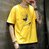 Aplikatsiooni ja lühikeste varrukatega vabaaja meeste T-särk - lai mudel