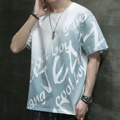 Lühikeste varrukatega ja sillerdavate värvidega meeste T-särk