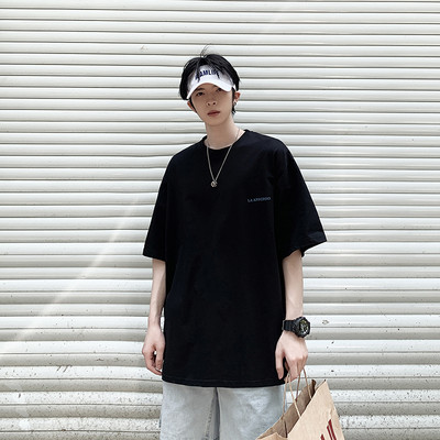 Φαρδύ μοντέλο μπλουζάκι με κοντά μανίκια - για άντρες