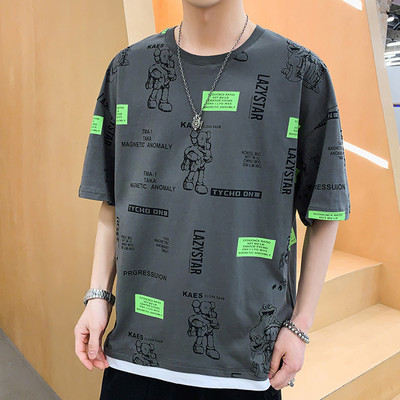 Ежедневна мъжка тениска с овално деколте и къс ръкав - широк модел