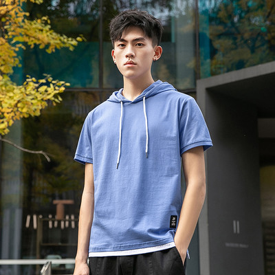 Ανδρικό καλοκαιρινό μπλουζάκι με κουκούλα - μοντέλο