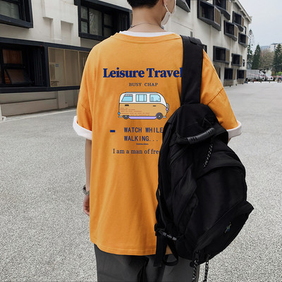 Dnevna ljetna majica s aplikacijom