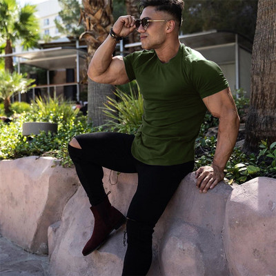 Jednobojna majica kratkih rukava jednobojni model za muškarce